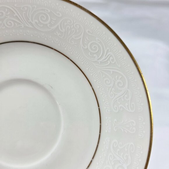 Noritake Tulane Cups & Saucers (2 Cups 4 Saucers) White Scrolls Gold Ring & Rim - Picture 14 of 15